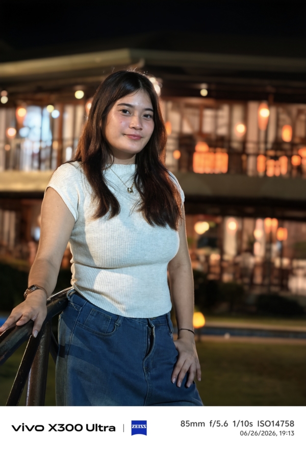 vivo-X300-Ultra-sample-picture-portrait-low-light