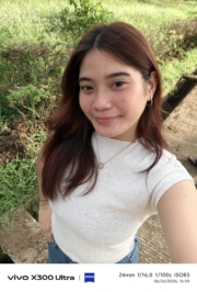 vivo-X300-Ultra-selfie