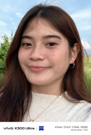 vivo-X300-Ultra-selfie-zoom